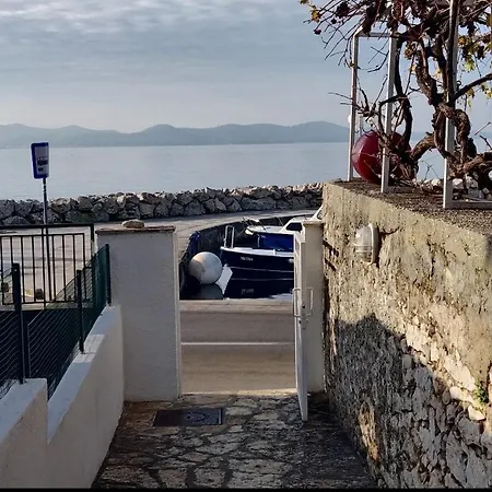 Milin By The Sea-zadar-diklo Apartment